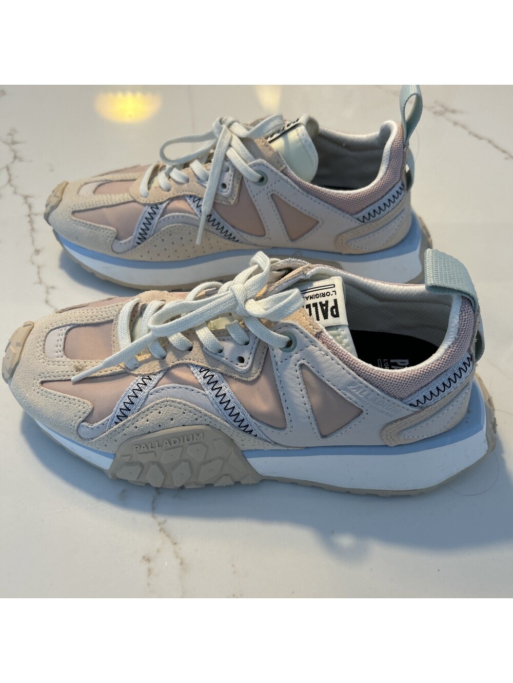 Troop Outcity Runner Sneaker Palladium